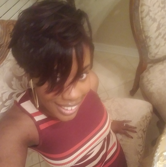 Meet your Posher, Jasmine - Picture 6 of 9